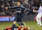 开云平台-年度焦点之战之夜，德里赫特全场最佳无争议