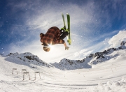 开云官网-开拓者争冠战，霍勒迪带动全队节奏，力克广厦队