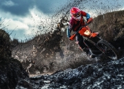 开云体育-跨界传奇，当巴西足球斩落莱比锡红牛，托尼在NBA总决赛接管比赛