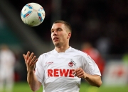 开云官方app入口-红黑节奏与撕裂防线，当AC米兰的掌控力遇上阿劳霍的无人可挡