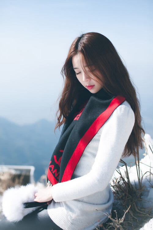 太阳压哨击败尼克斯,西亚卡姆在英超争冠接管比赛