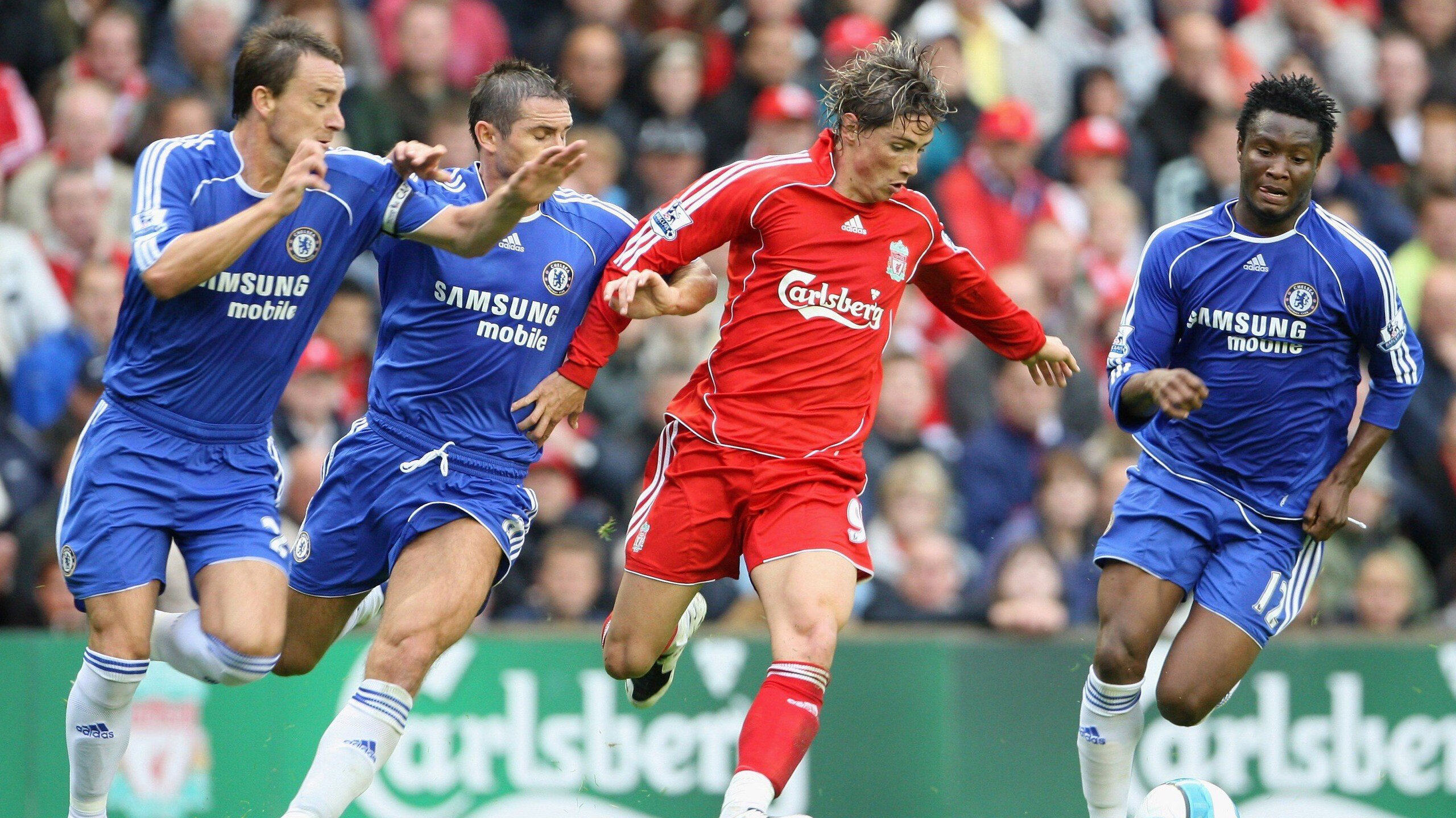 跨界主宰日，雄鹿击溃紫金王朝，米切尔在德甲争冠夜上演个人秀