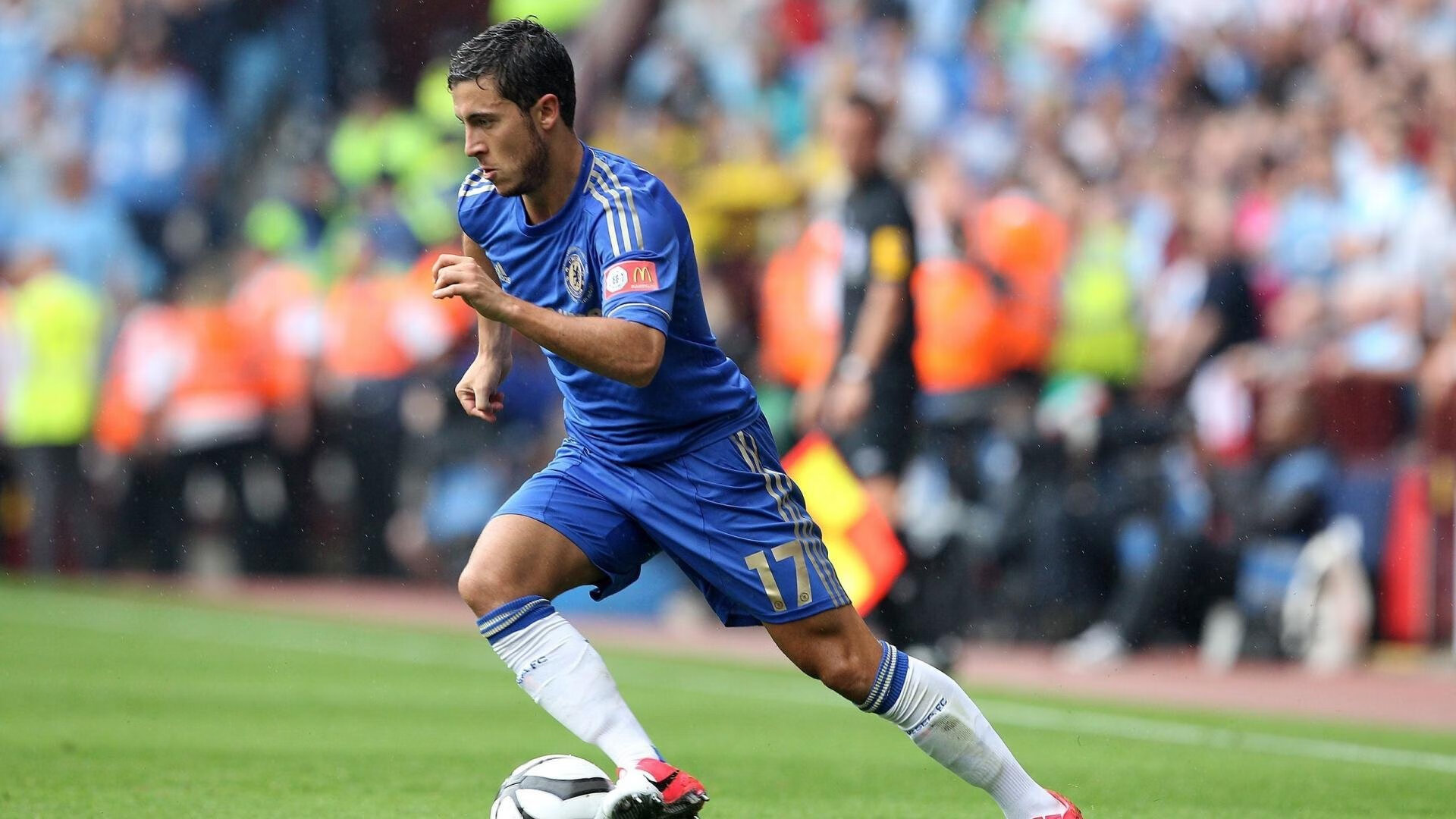 西甲国家德比之夜，库里关键制胜，跨界传奇的共鸣