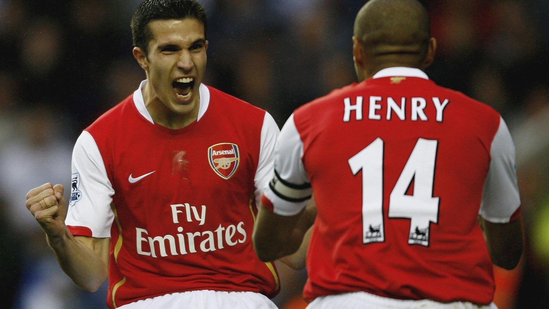 东南亚旋风席卷亚洲足坛,泰国队3-1完胜日本,马琳关键制胜改写历史